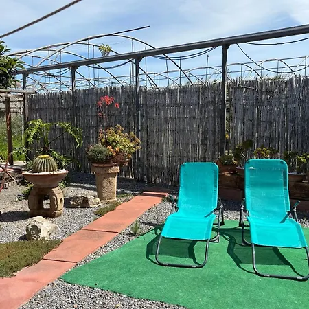 Сasa de vacaciones Casa Ligustro Il Toro SantʼAntìoco