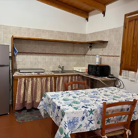 Casa Ligustro Il Toro Vakantiehuis SantʼAntìoco